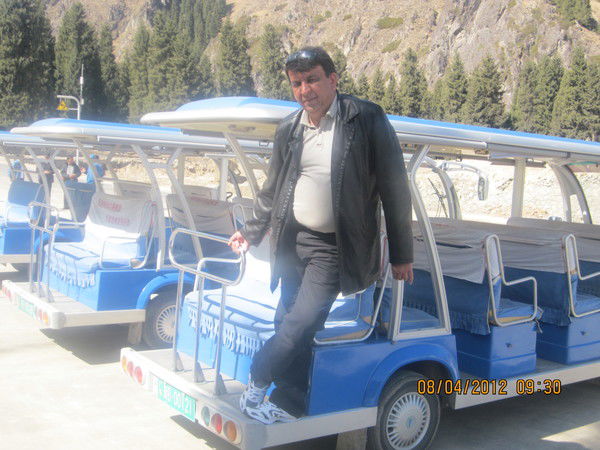 Эркин Ахроров