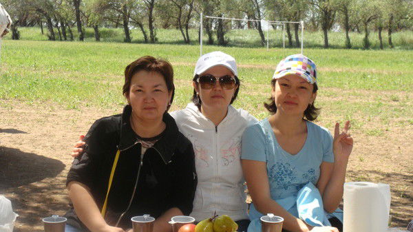 Насип Достанова