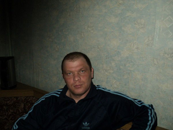 Александр Оников