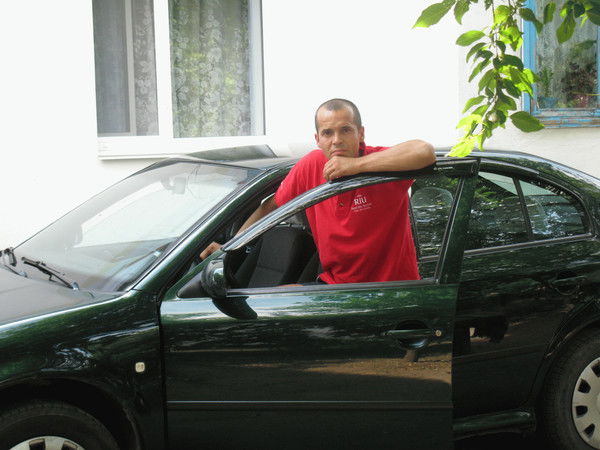 Виктор Овчарук