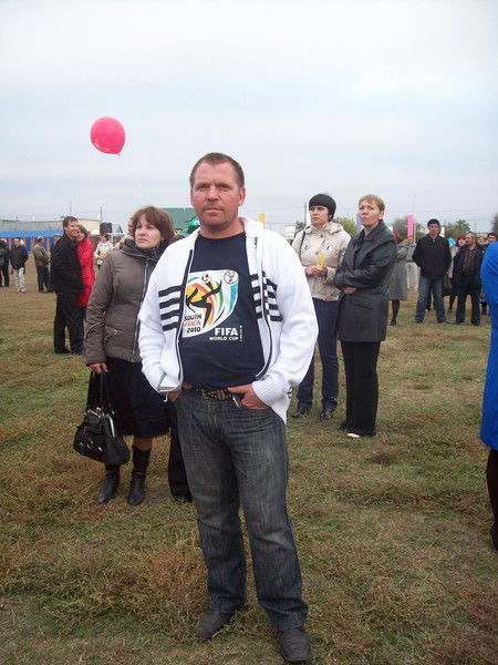 Виктор В. Бакин