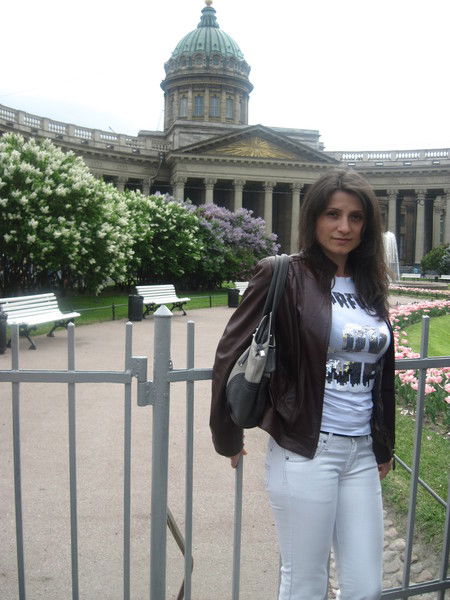 Нина Маджар