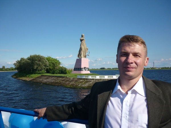 Дмитрий Иванов