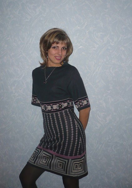 Наташа Тостановская