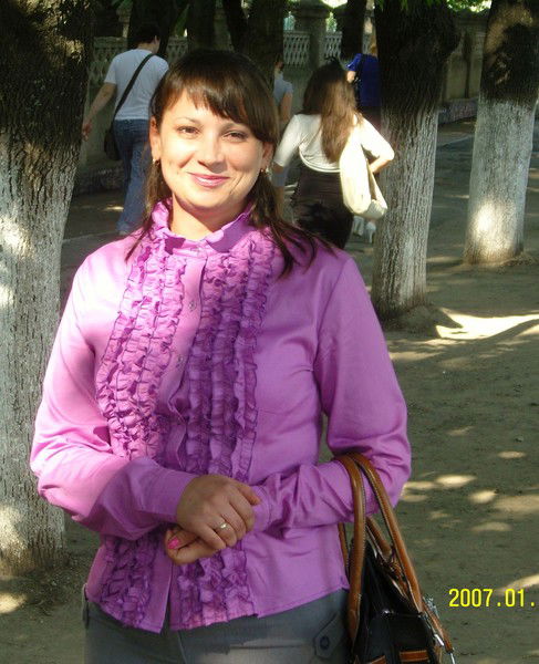 Лариса Реница