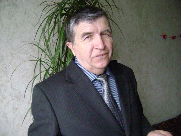 Виталий Твердов