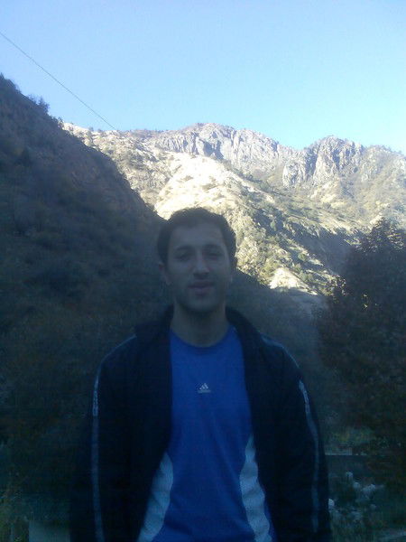 Абдурахмон Султонов