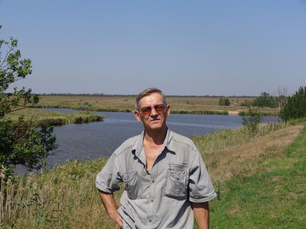 Юрий Антонов