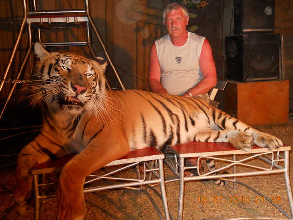 Николай Ефремов