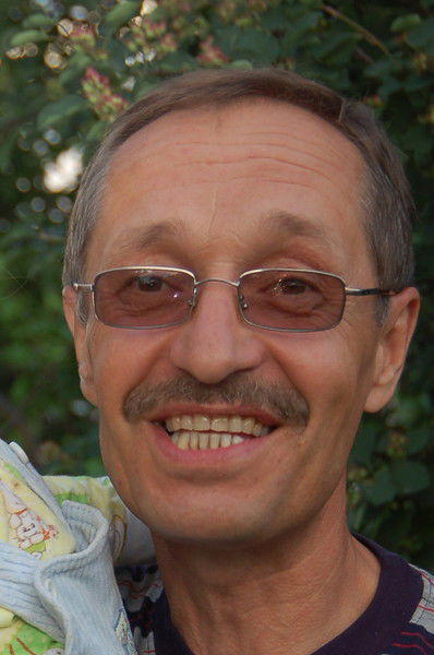 Леонид Подмазов