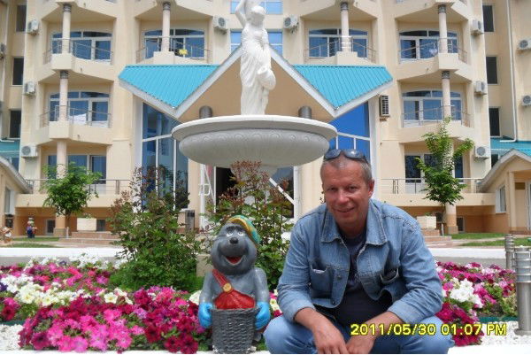 Эдуард Дмитриев