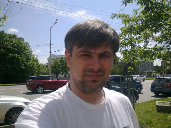 Френк Францев