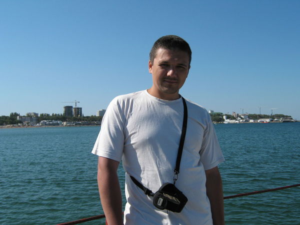 Дмитрий Суворов