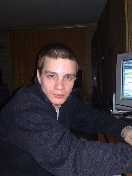 Роман Комаров