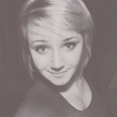 Анюта Згонникова