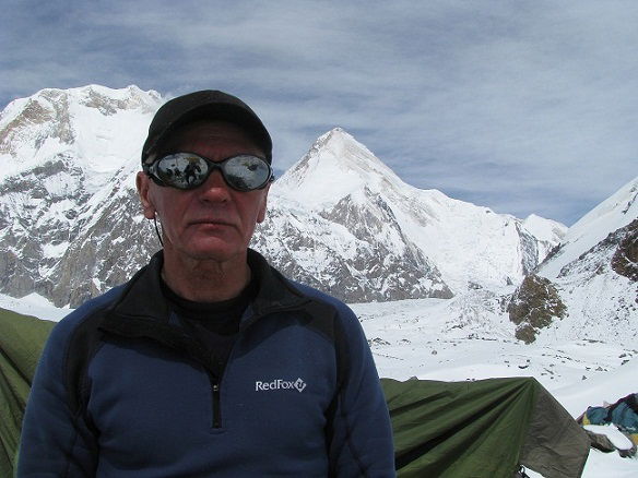 Анатолий Кир