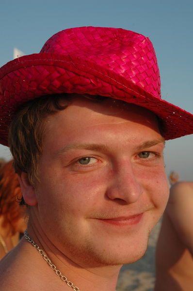 Александр Леонов