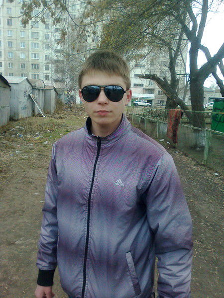 Den Посаженников