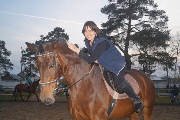 Лена Борина