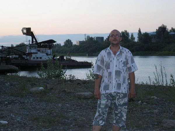 Денис Наймушин