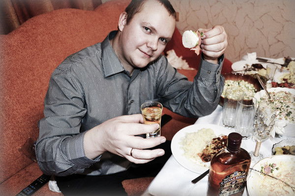 Максим Астахов