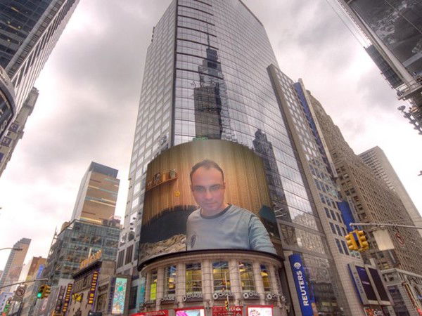 Владимир Назарец