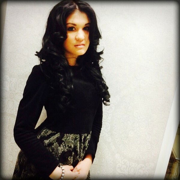 Наргиза Холдарова