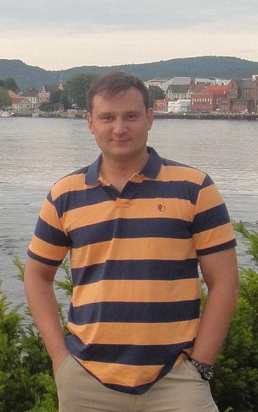 Антон Вакуров