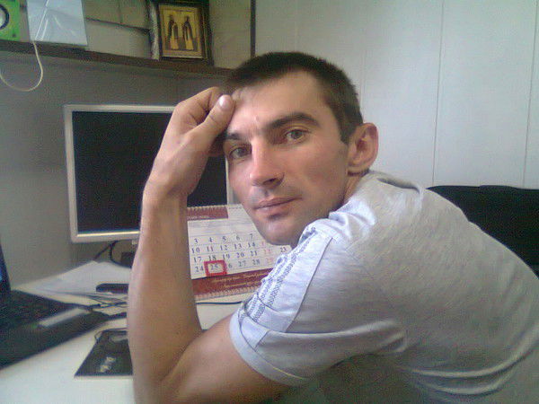 Александр Гренадеров