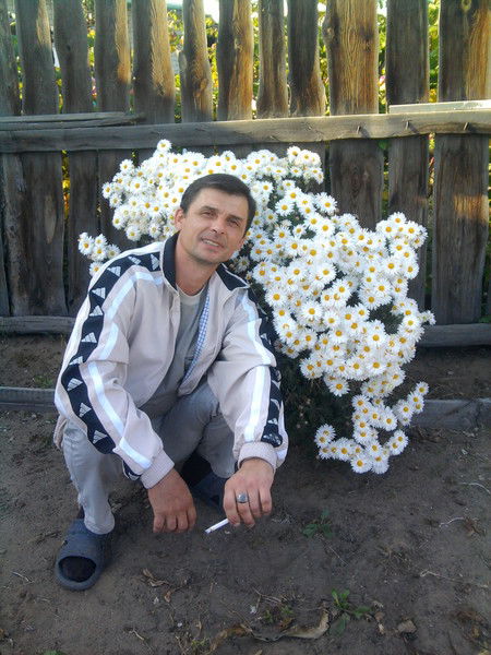 Валера Новоселов