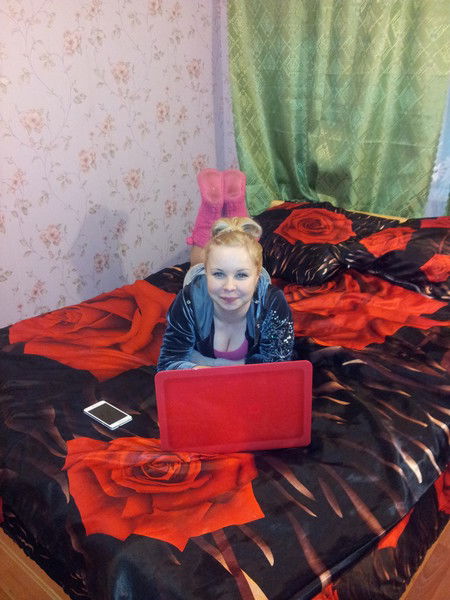 Оля Степанова