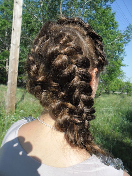 Мария Попова