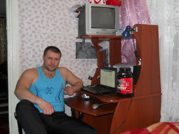 Дмитрий Передний