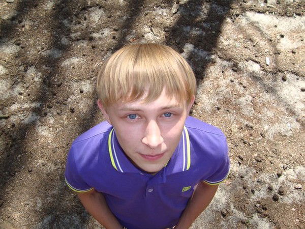 Серёга)))) ))))