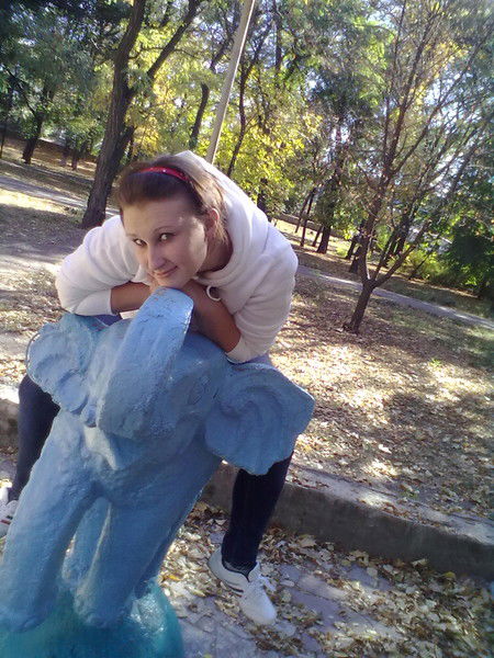 Анна Папуця