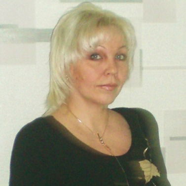 Лена Козвонина