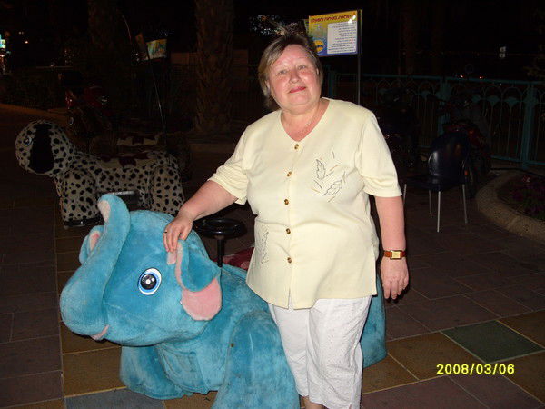 Галина Попова