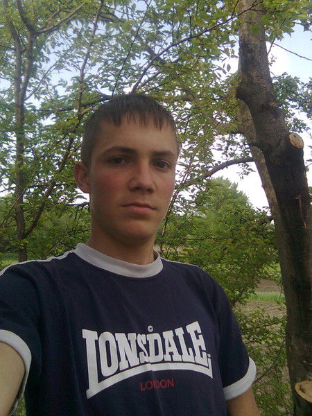 Саня Белущенко