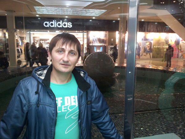 Виталий Юшков