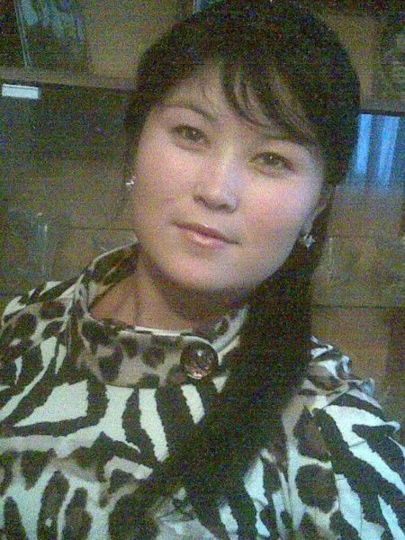 Лаура Альходжаева