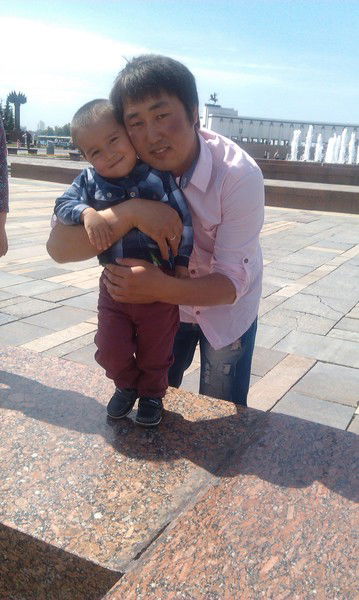 Алмазбек. Осмонов.