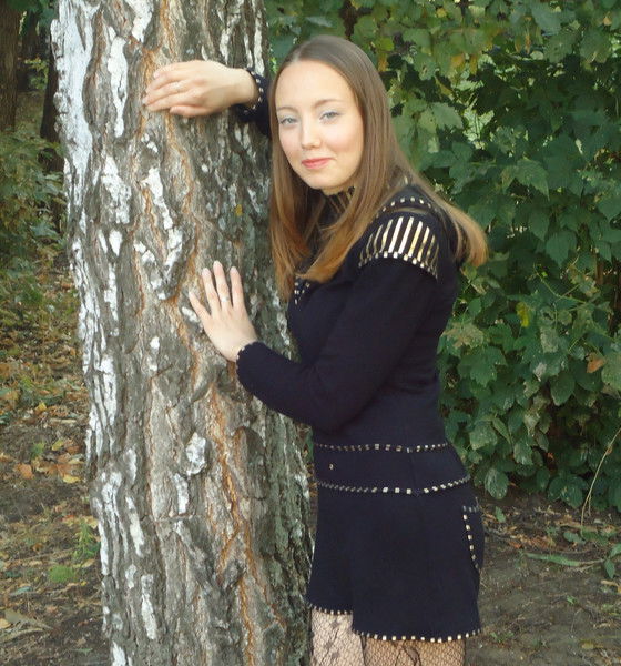 Полина Ахатова