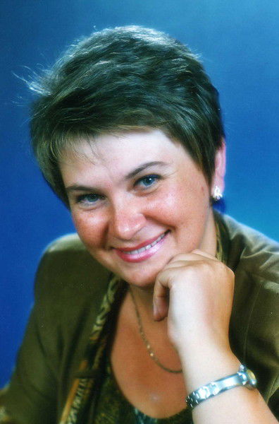 Елена Головина