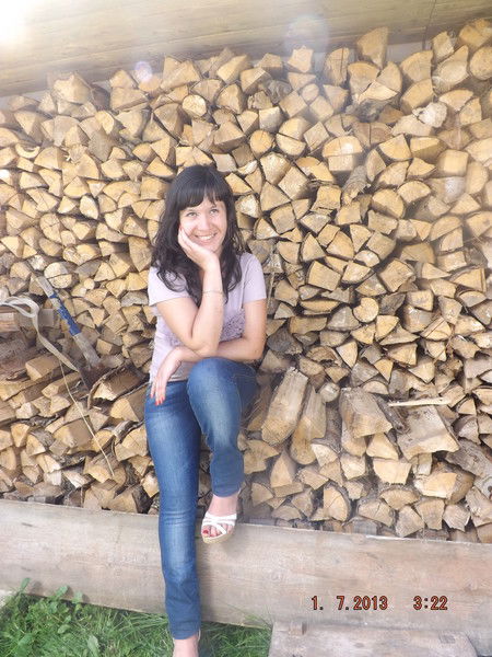 Анюта Махминова