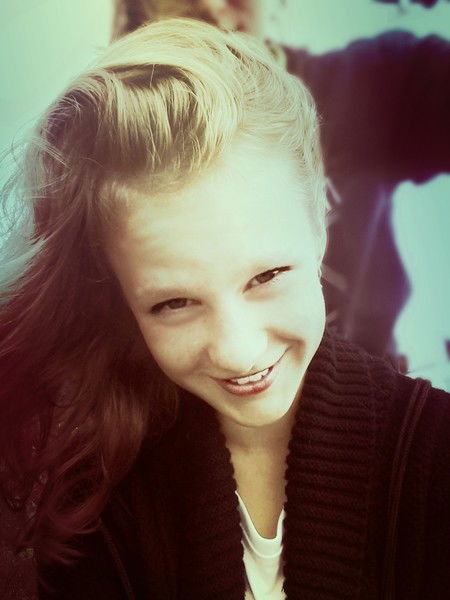 *** =)Tania*** ***стюхляева =)