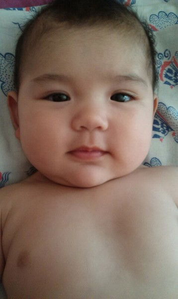 Азида Эшманова