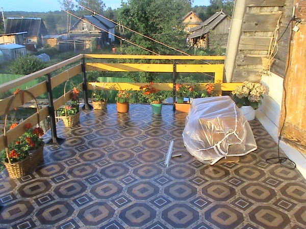 Юрий Комаров