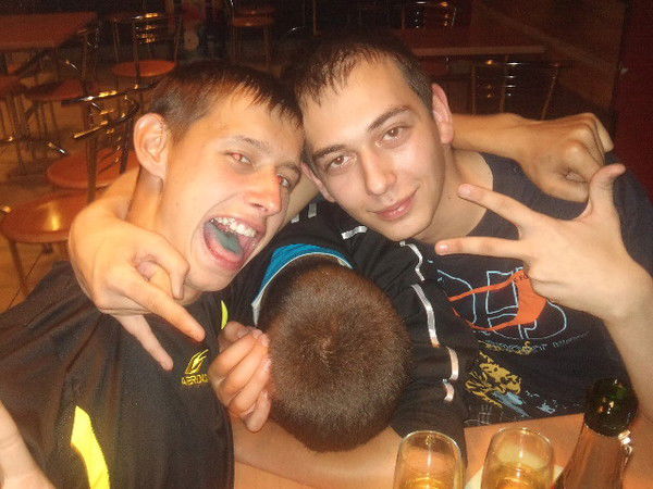 Рома Шаханов