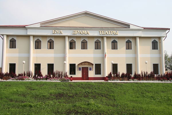 Раиль Садриев