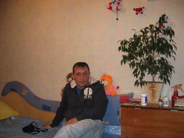 Володя Петров